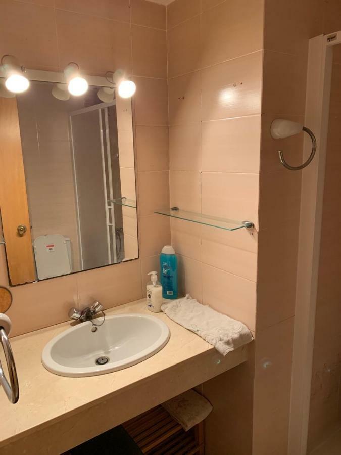 Apartamento Cambrilsfornia Lejlighed Eksteriør billede